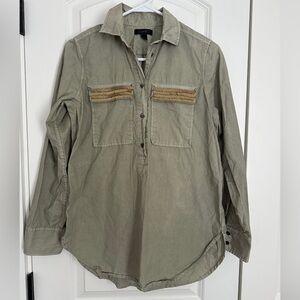 Women’s J.Crew Olive Green Half Button-Up Shirt with Gold Pocket Accents Size 00